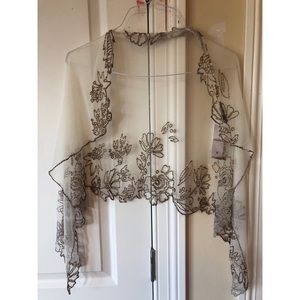 MEGAN PARK — Wrap Scarf